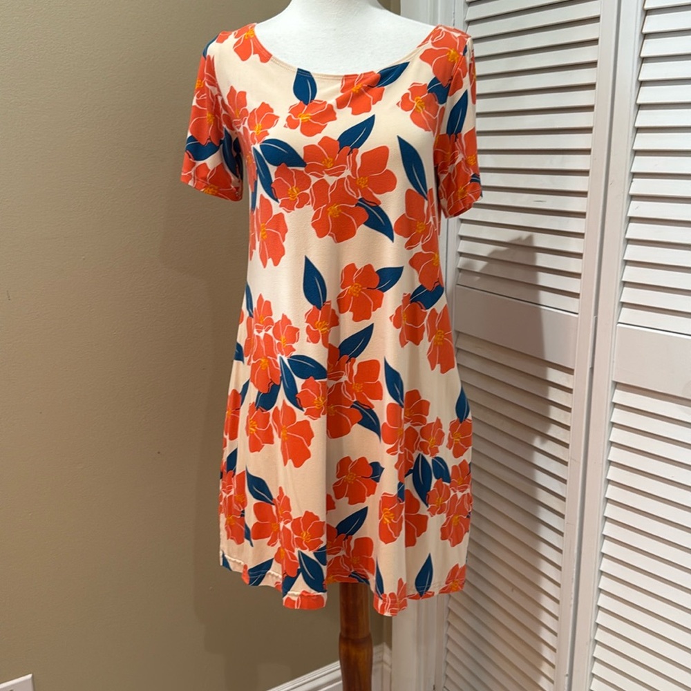 Fighting Eel - XS short sleeve T shirt dress